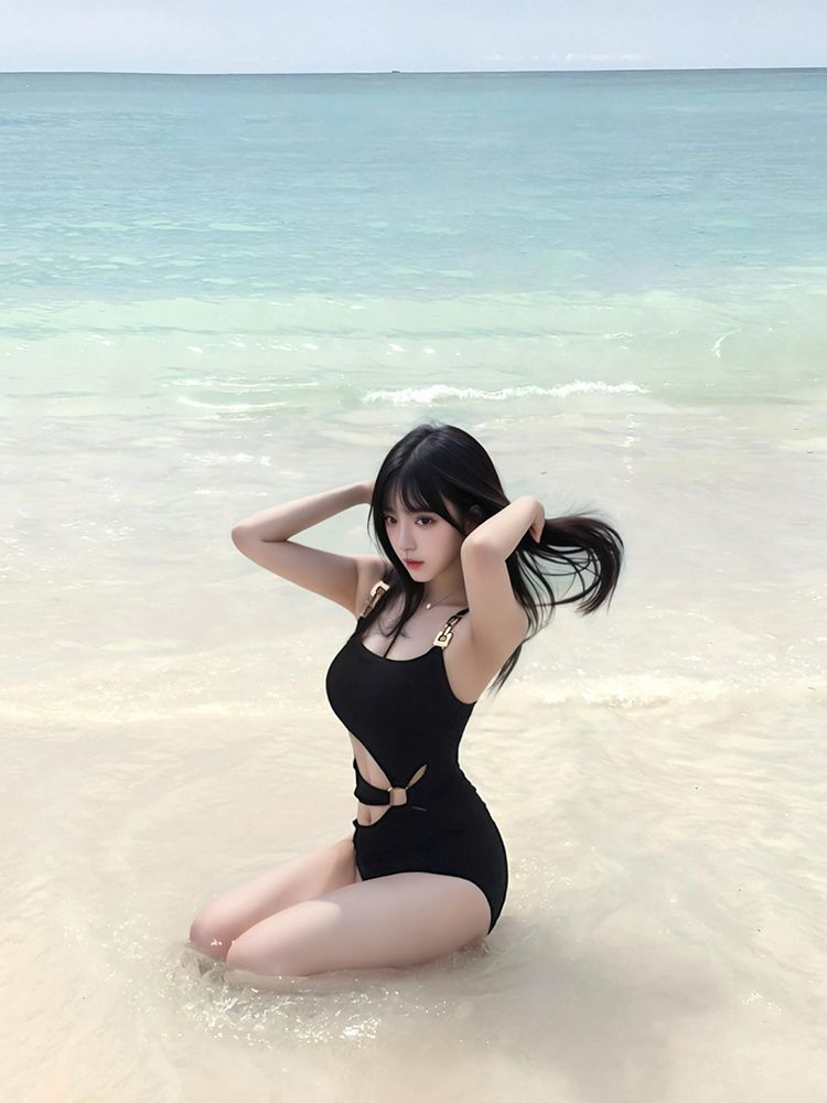 Sexy Cutout Monokini Women 202 - огляд і ціна Spa & Wellness Hotel Diament Ustroń Zdjęcia